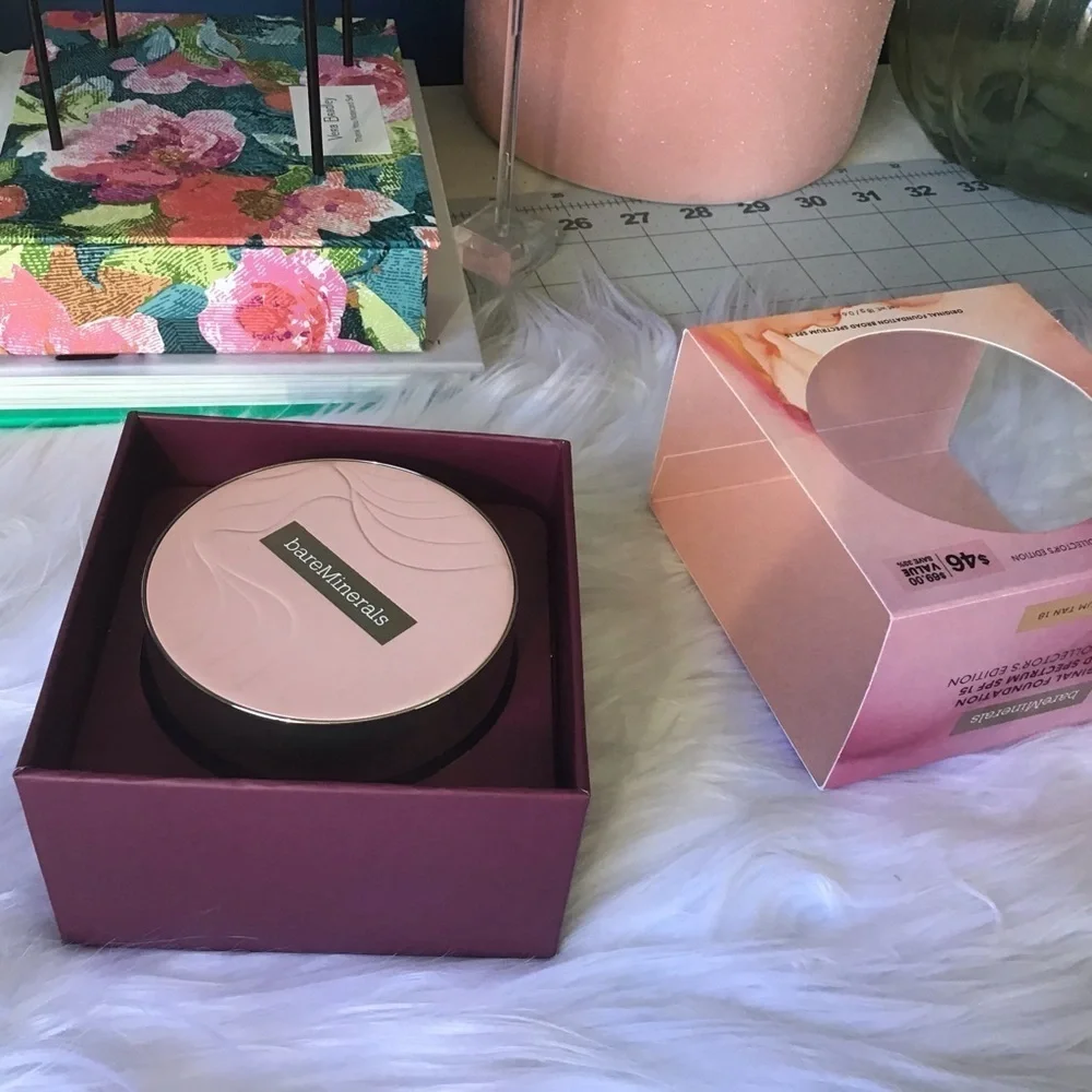 bare-Minerals finishing powder original foundation spectrum spf-15